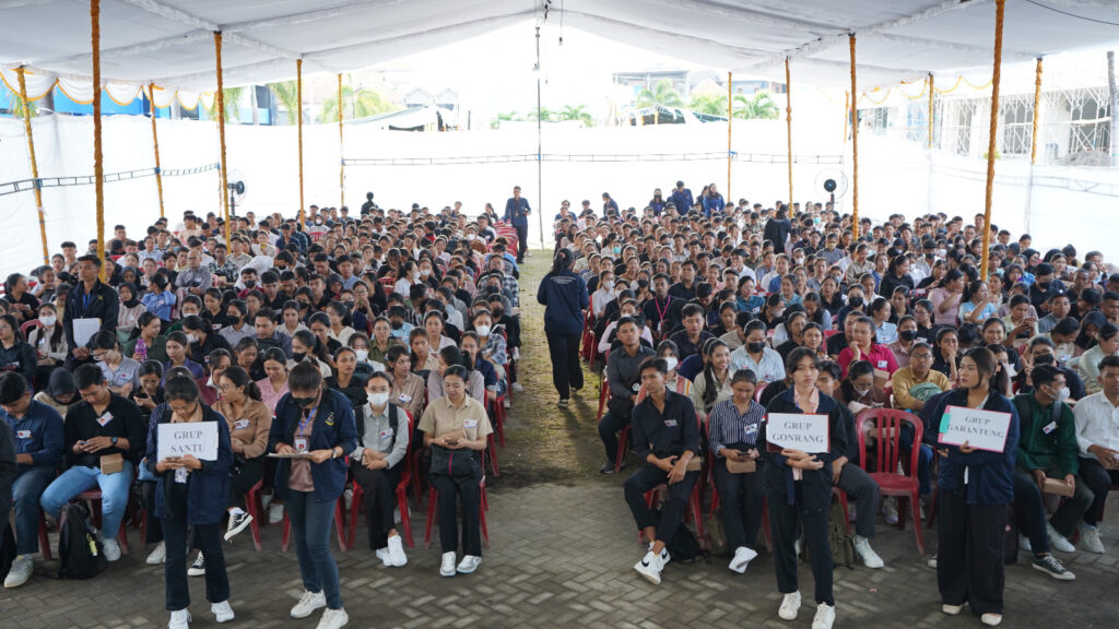 Pra Student Week Universitas Pendidikan Nasional: Membangun Hubungan Yang Erat Bersama Mahasiswa Baru
