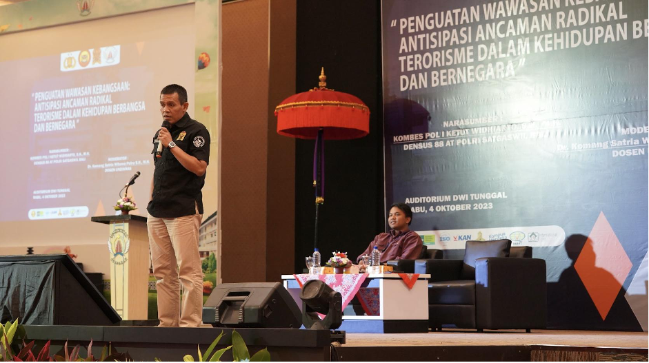 Seminar "Penguatan Wawasan: Antisipasi Ancaman Radikal Terorisme" Menjaga Keamanan Bersama