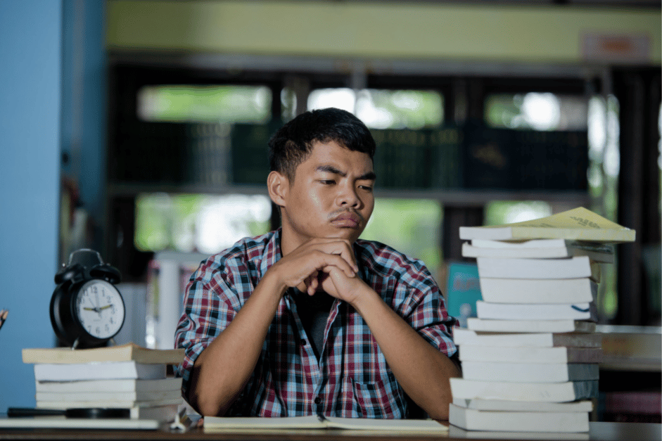 Parkinson's Law: Senjata Rahasia Mahasiswa Produktif
