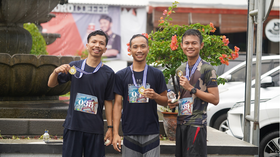 Undiknas 55th BUDINATA Fun Run Activity: Fighting spirit even though the storm hits