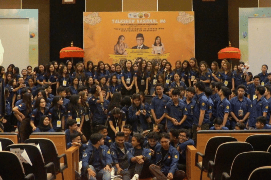 Talkshow Nasional UKM Kewirausahaan Undiknas: Dorong Inovasi Generasi Muda di Dunia Bisnis