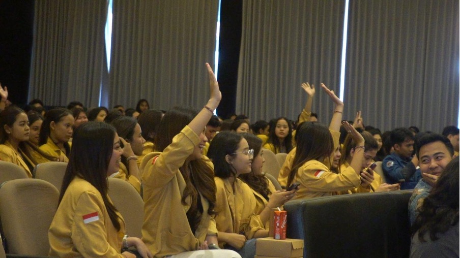 Talkshow Nasional UKM Kewirausahaan Undiknas: Dorong Inovasi Generasi Muda di Dunia Bisnis