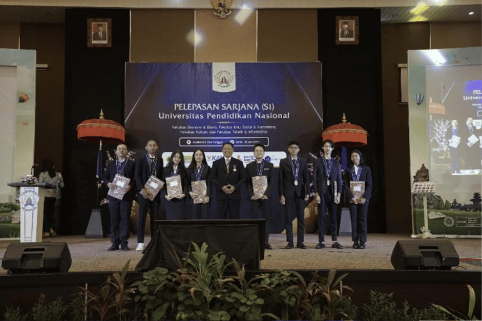 Undiknas Luluskan 202 Mahasiswa S1: Mencetak Generasi Berdaya Saing dan Berkelanjutan